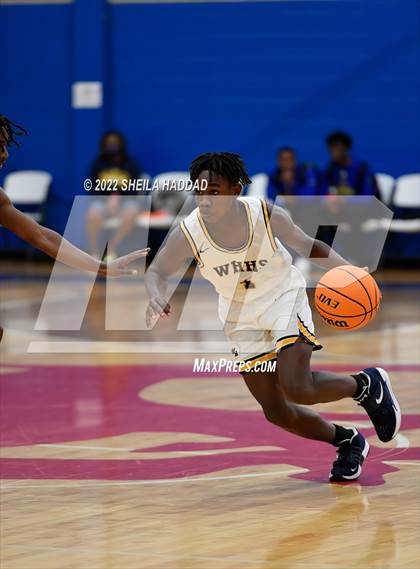 Thumbnail 3 in Southeast vs Winter Haven (Sunbash Tournament) photogallery.