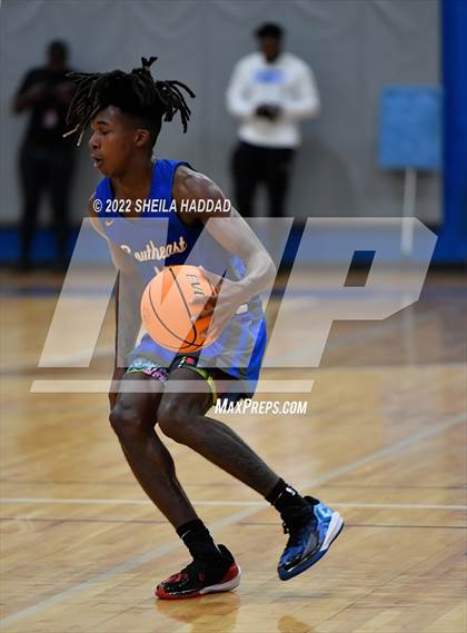 Thumbnail 2 in Southeast vs Winter Haven (Sunbash Tournament) photogallery.