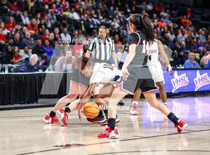 Thumbnail 3 in James Madison vs Manchester (VHSL Class 6 State Final) photogallery.