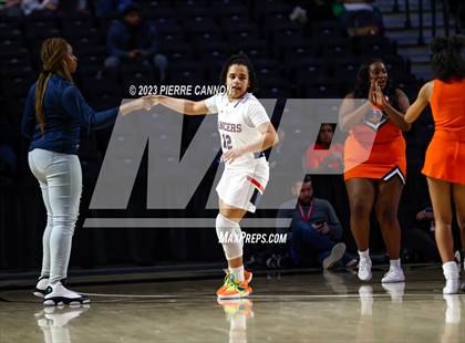 Thumbnail 3 in James Madison vs Manchester (VHSL Class 6 State Final) photogallery.