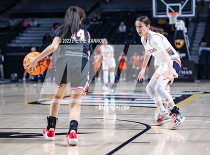 Thumbnail 3 in James Madison vs Manchester (VHSL Class 6 State Final) photogallery.