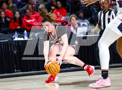 Thumbnail 2 in James Madison vs Manchester (VHSL Class 6 State Final) photogallery.