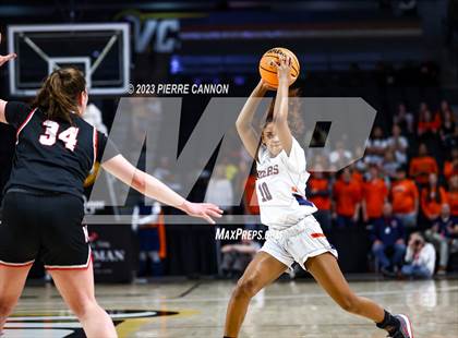 Thumbnail 1 in James Madison vs Manchester (VHSL Class 6 State Final) photogallery.