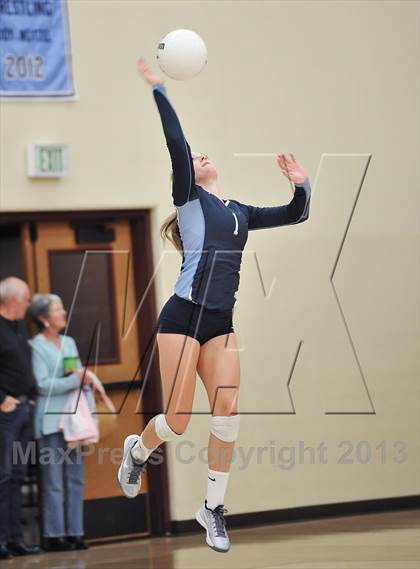 Thumbnail 1 in Mesa Ridge @ Valor Christian  (CHSAA 4A Region 12) photogallery.