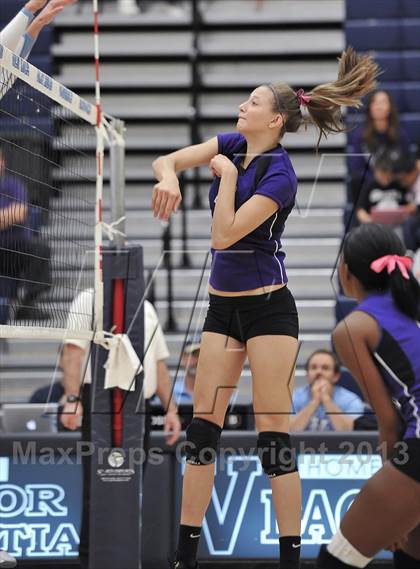 Thumbnail 3 in Mesa Ridge @ Valor Christian  (CHSAA 4A Region 12) photogallery.