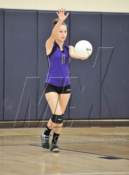 Thumbnail 3 in Mesa Ridge @ Valor Christian  (CHSAA 4A Region 12) photogallery.