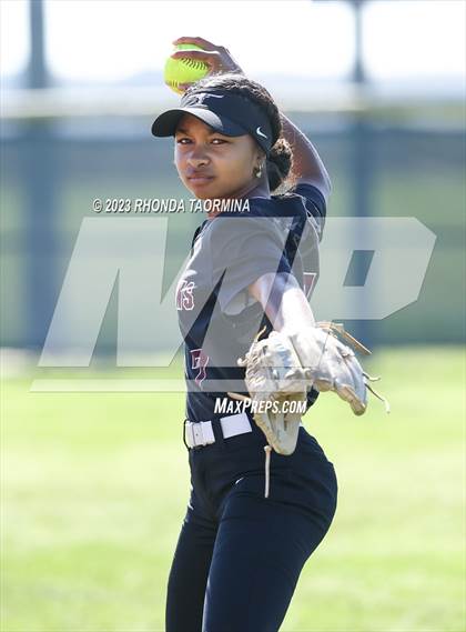 Thumbnail 3 in Sweeny vs George Ranch (LCISD Tournament) photogallery.