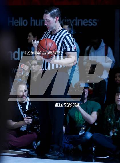 Thumbnail 1 in Etiwanda vs. Sierra Canyon (Southern Regional Championships) photogallery.