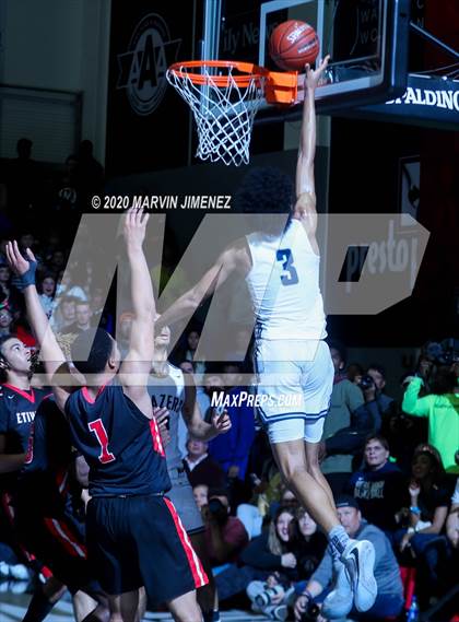 Thumbnail 2 in Etiwanda vs. Sierra Canyon (Southern Regional Championships) photogallery.