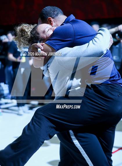 Thumbnail 2 in Etiwanda vs. Sierra Canyon (Southern Regional Championships) photogallery.