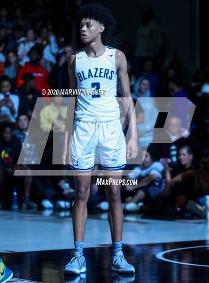 Thumbnail 3 in Etiwanda vs. Sierra Canyon (Southern Regional Championships) photogallery.