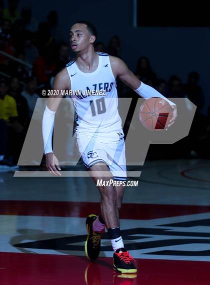 Thumbnail 1 in Etiwanda vs. Sierra Canyon (Southern Regional Championships) photogallery.