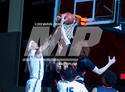 Thumbnail 2 in Etiwanda vs. Sierra Canyon (Southern Regional Championships) photogallery.
