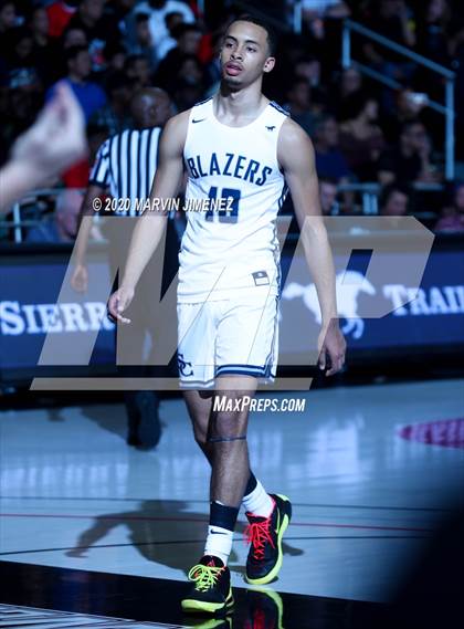 Thumbnail 1 in Etiwanda vs. Sierra Canyon (Southern Regional Championships) photogallery.