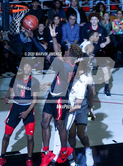 Thumbnail 3 in Etiwanda vs. Sierra Canyon (Southern Regional Championships) photogallery.