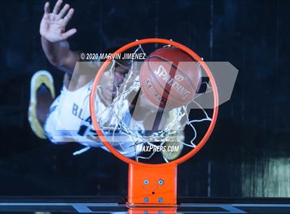 Thumbnail 3 in Etiwanda vs. Sierra Canyon (Southern Regional Championships) photogallery.