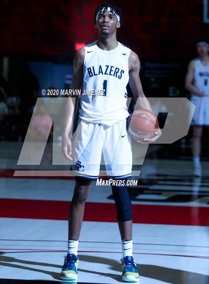 Thumbnail 2 in Etiwanda vs. Sierra Canyon (Southern Regional Championships) photogallery.