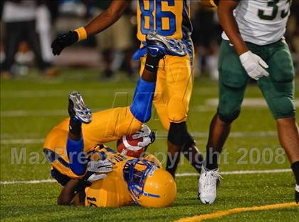 Thumbnail 3 in Northwestern vs. Poly (Miami Kickoff Classic) photogallery.