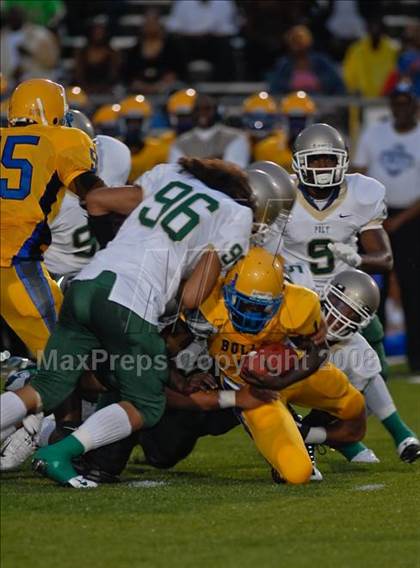 Thumbnail 1 in Northwestern vs. Poly (Miami Kickoff Classic) photogallery.