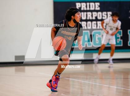 Thumbnail 3 in Sotomayor vs Eagle Rock photogallery.