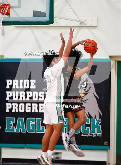 Thumbnail 1 in Sotomayor vs Eagle Rock photogallery.