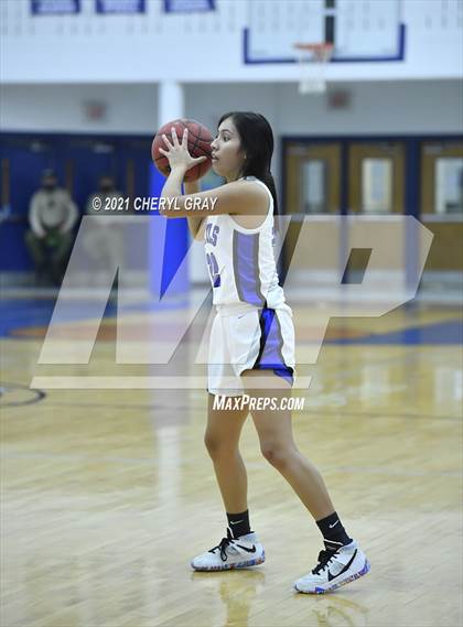 Thumbnail 1 in Sullivan Central @ Unicoi County photogallery.