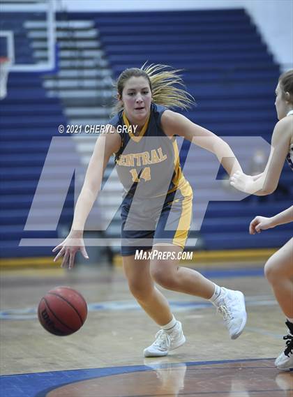 Thumbnail 2 in Sullivan Central @ Unicoi County photogallery.