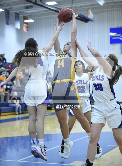 Thumbnail 2 in Sullivan Central @ Unicoi County photogallery.