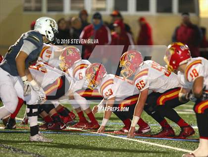Thumbnail 3 in Bishop's vs. Oakdale (CIF State Division 3A Final) photogallery.