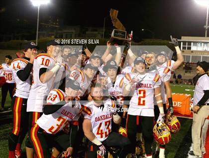 Thumbnail 1 in Bishop's vs. Oakdale (CIF State Division 3A Final) photogallery.