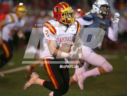 Thumbnail 2 in Bishop's vs. Oakdale (CIF State Division 3A Final) photogallery.