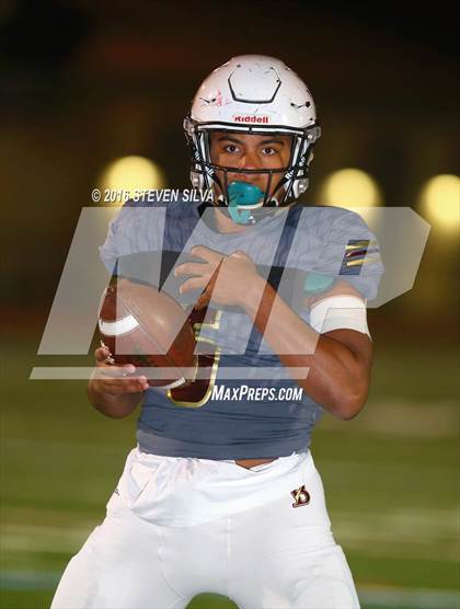 Thumbnail 2 in Bishop's vs. Oakdale (CIF State Division 3A Final) photogallery.