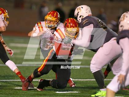 Thumbnail 3 in Bishop's vs. Oakdale (CIF State Division 3A Final) photogallery.