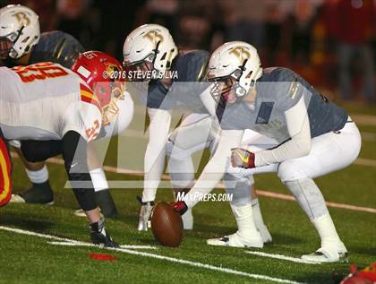 Thumbnail 3 in Bishop's vs. Oakdale (CIF State Division 3A Final) photogallery.