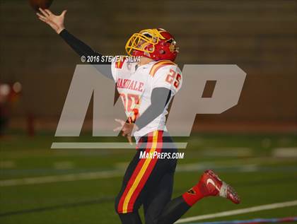 Thumbnail 1 in Bishop's vs. Oakdale (CIF State Division 3A Final) photogallery.