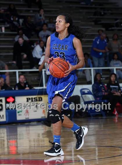 Thumbnail 2 in Clear Springs vs. Duncanville (McDonald's Texas Invitational) photogallery.