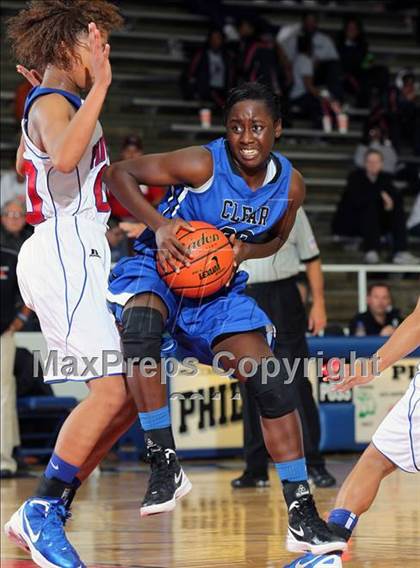 Thumbnail 2 in Clear Springs vs. Duncanville (McDonald's Texas Invitational) photogallery.