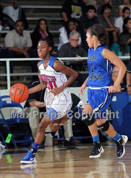 Thumbnail 3 in Clear Springs vs. Duncanville (McDonald's Texas Invitational) photogallery.