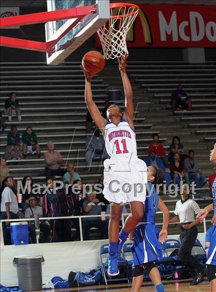 Thumbnail 2 in Clear Springs vs. Duncanville (McDonald's Texas Invitational) photogallery.
