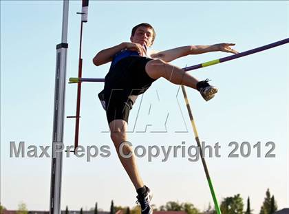 Thumbnail 3 in Titan Top 9 Invitational (Boys Pole Vault) photogallery.