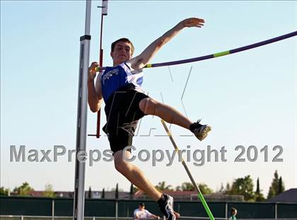 Thumbnail 1 in Titan Top 9 Invitational (Boys Pole Vault) photogallery.