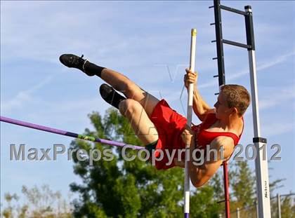 Thumbnail 3 in Titan Top 9 Invitational (Boys Pole Vault) photogallery.