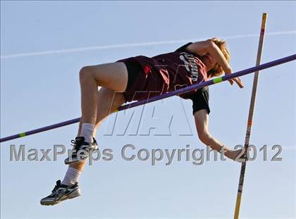 Thumbnail 1 in Titan Top 9 Invitational (Boys Pole Vault) photogallery.