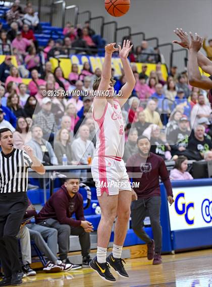 Thumbnail 2 in Lawrence Central @ Greenfield-Central photogallery.