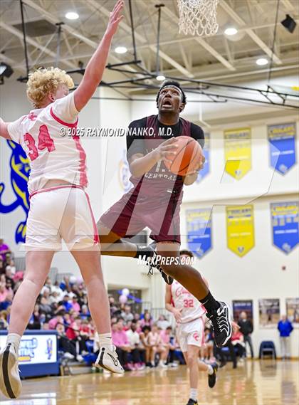 Thumbnail 1 in Lawrence Central @ Greenfield-Central photogallery.