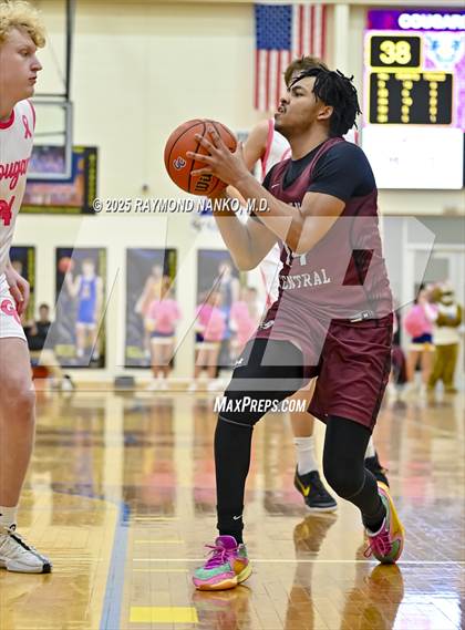 Thumbnail 3 in Lawrence Central @ Greenfield-Central photogallery.
