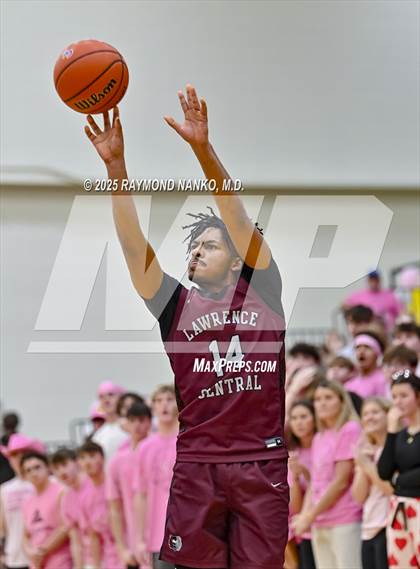 Thumbnail 2 in Lawrence Central @ Greenfield-Central photogallery.
