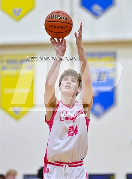 Thumbnail 1 in Lawrence Central @ Greenfield-Central photogallery.