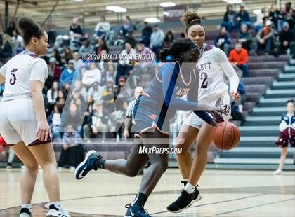 Thumbnail 2 in Sachse vs Rowlett photogallery.