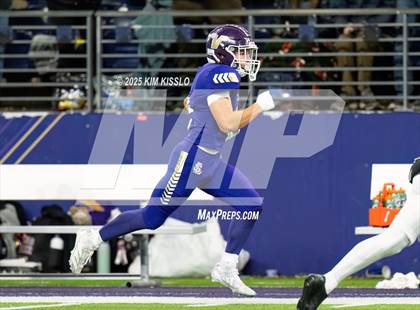 Thumbnail 1 in Sumner @ Lake Stevens (WIAA 4A Final) photogallery.
